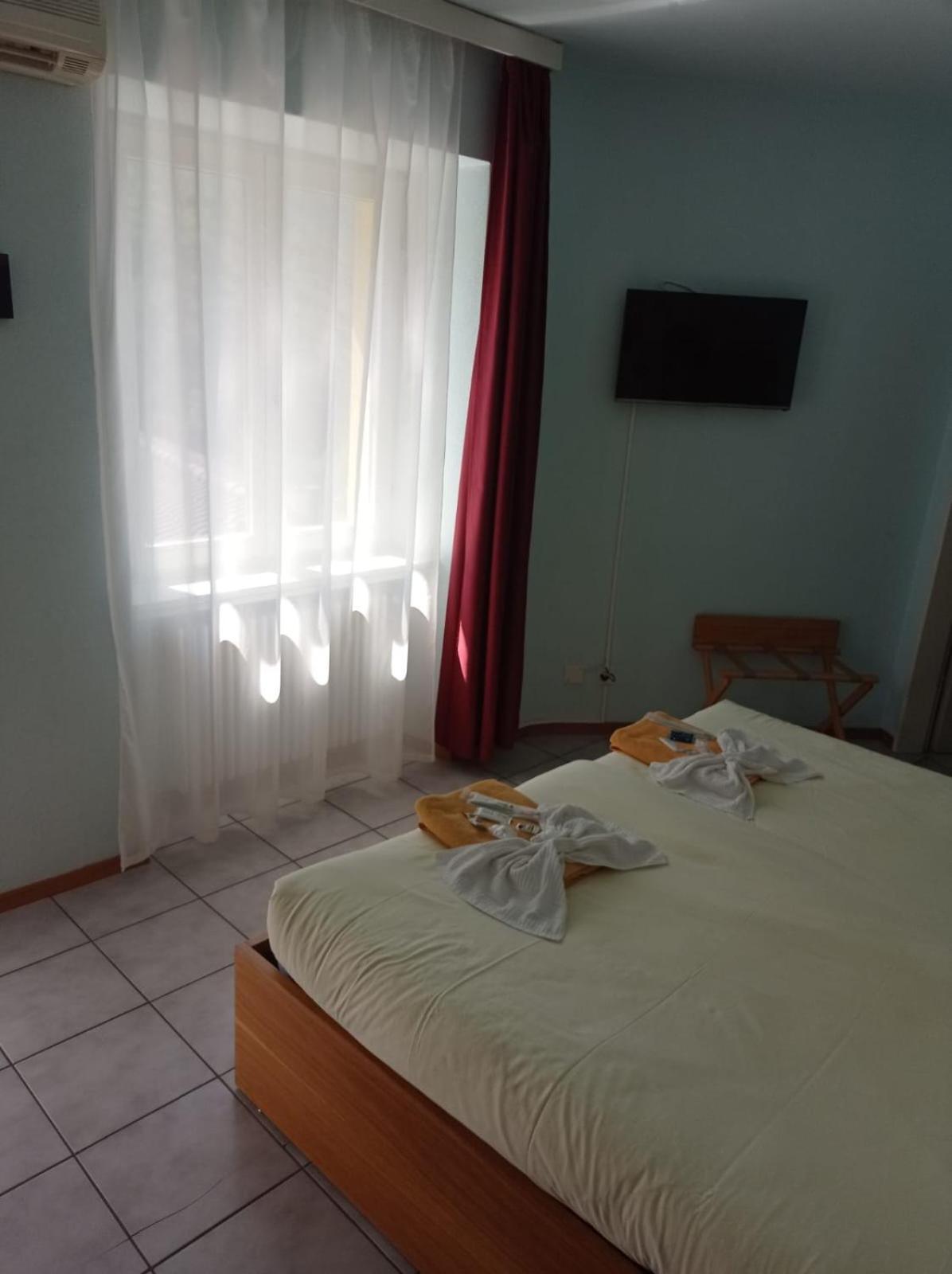 Hotel Ristorante Camoghe Isone Экстерьер фото